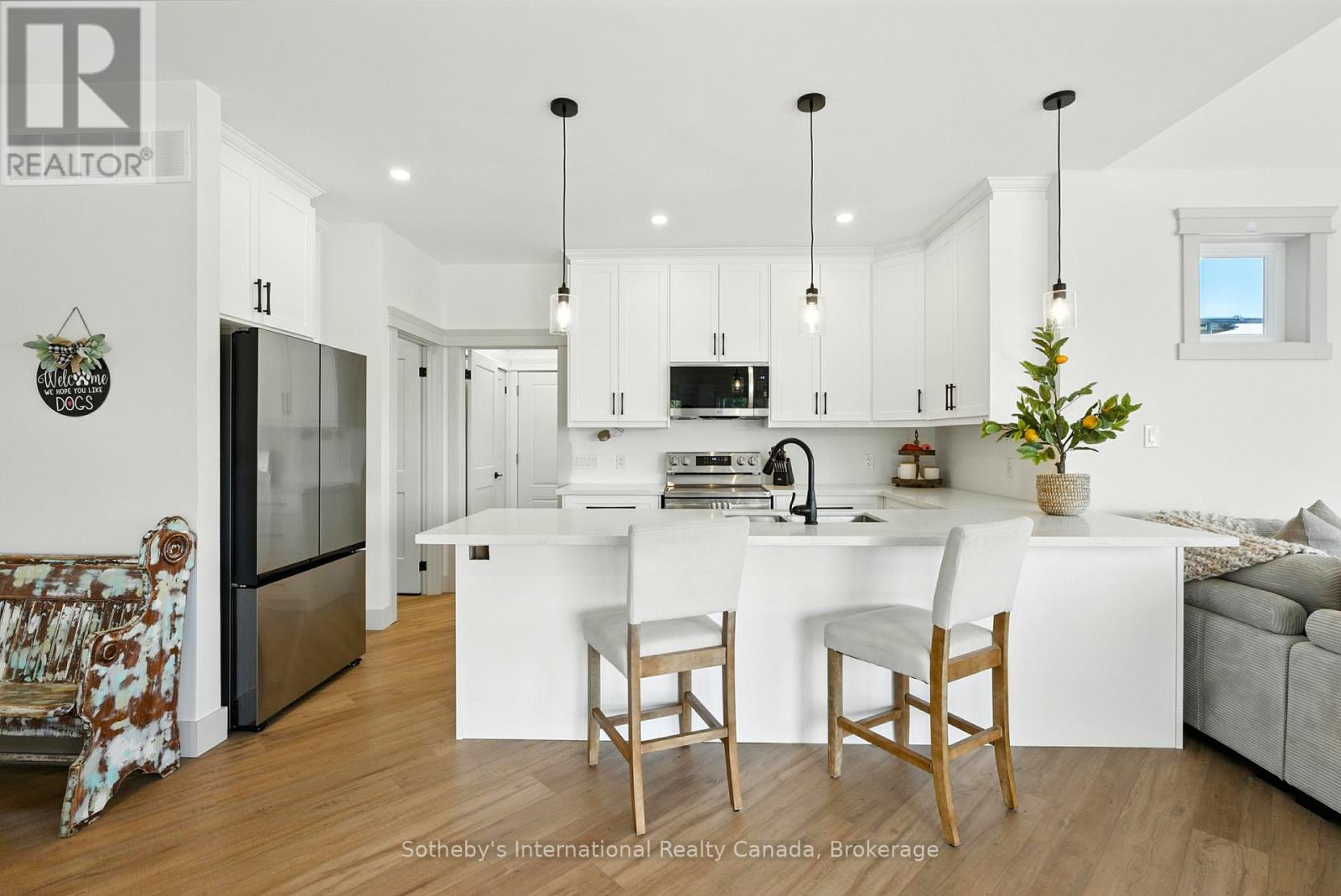 141 Three Mile Lake Road, Armour (Katrine), Ontario  P0A 1L0 - Photo 11 - X12264895