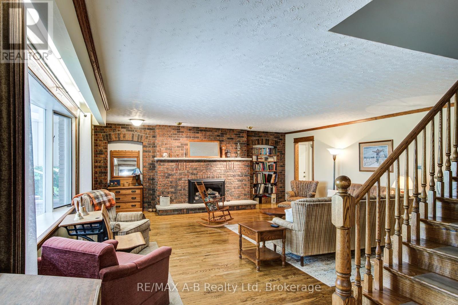 3498 Rd 109 Road, Perth East, Ontario  N0B 2R0 - Photo 8 - X12202168