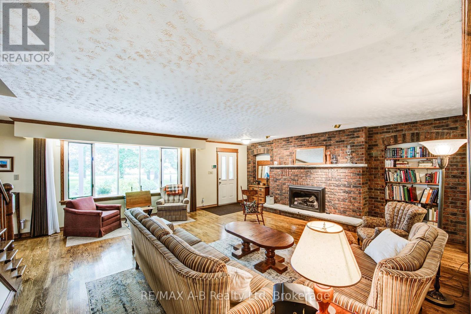 3498 Rd 109 Road, Perth East, Ontario  N0B 2R0 - Photo 7 - X12202168