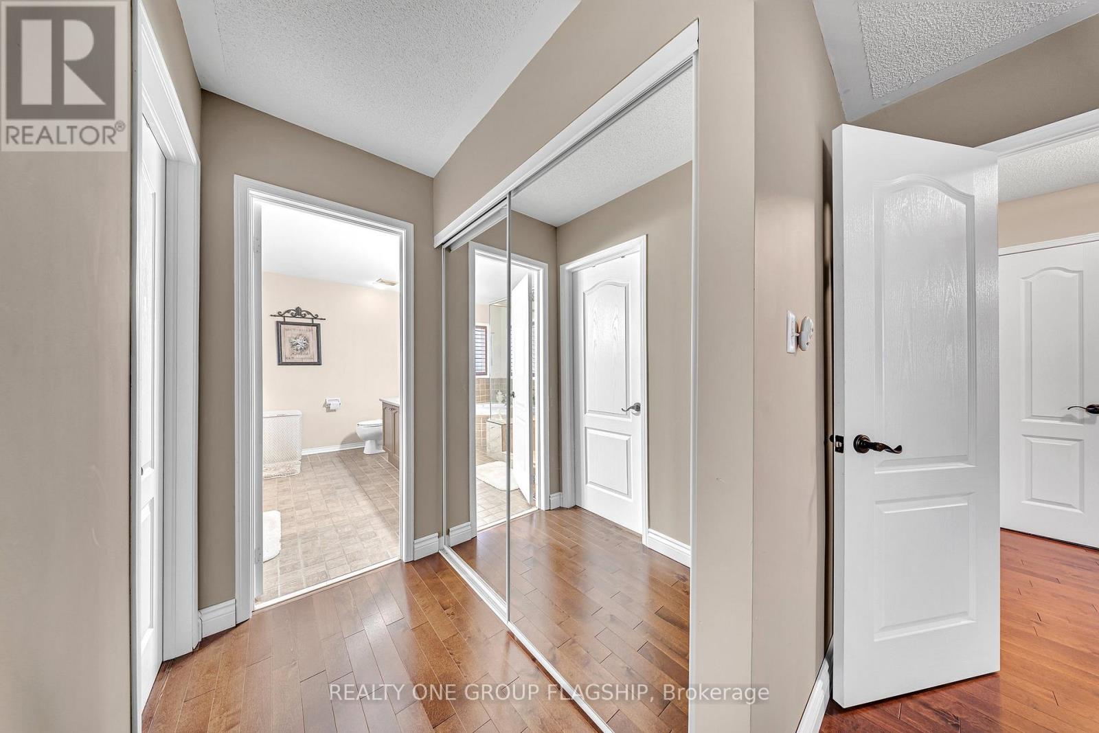 35 Hurst Street, Halton Hills, Ontario  L7J 2Z8 - Photo 23 - W12264866