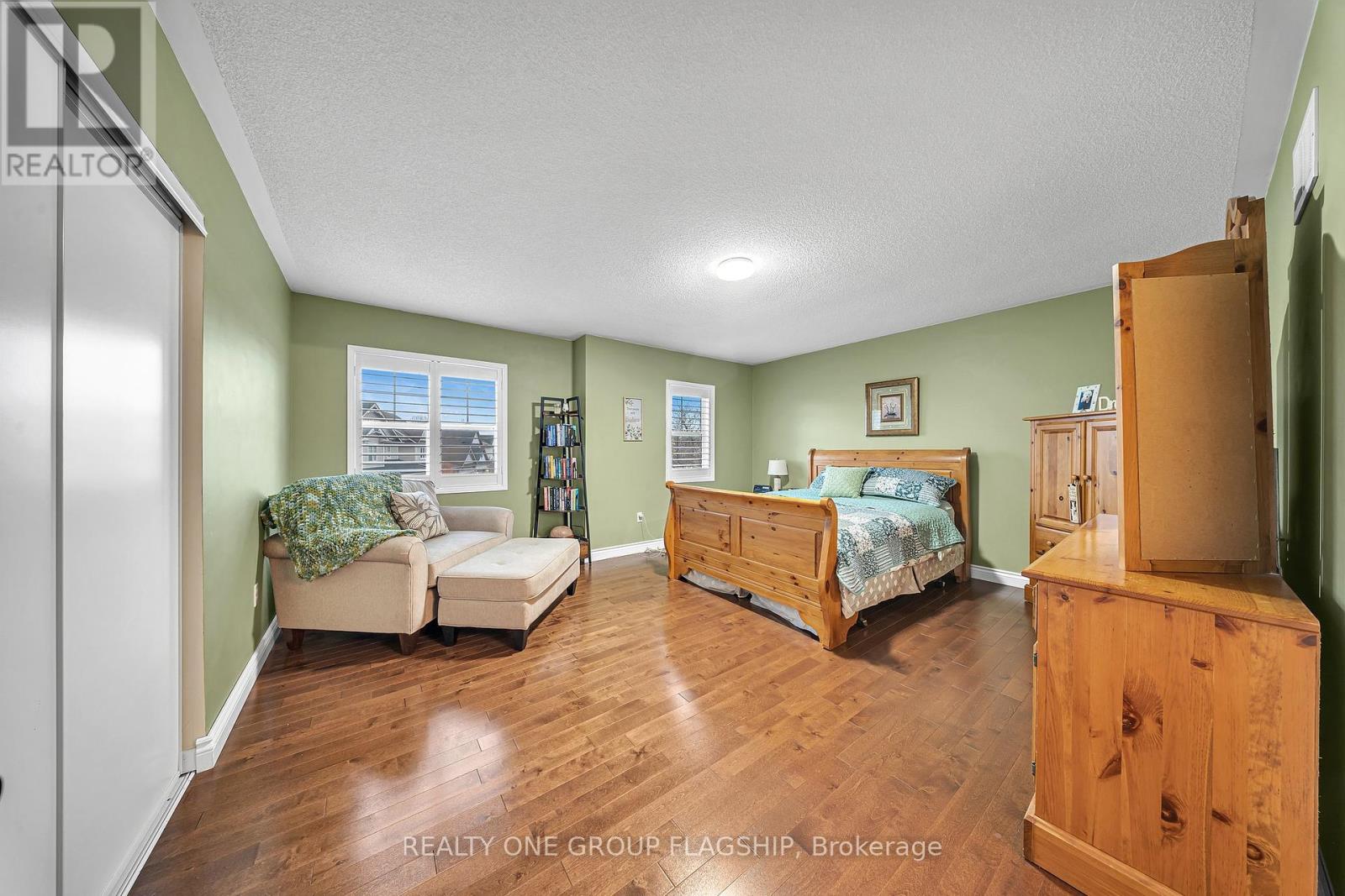 35 Hurst Street, Halton Hills, Ontario  L7J 2Z8 - Photo 27 - W12264866
