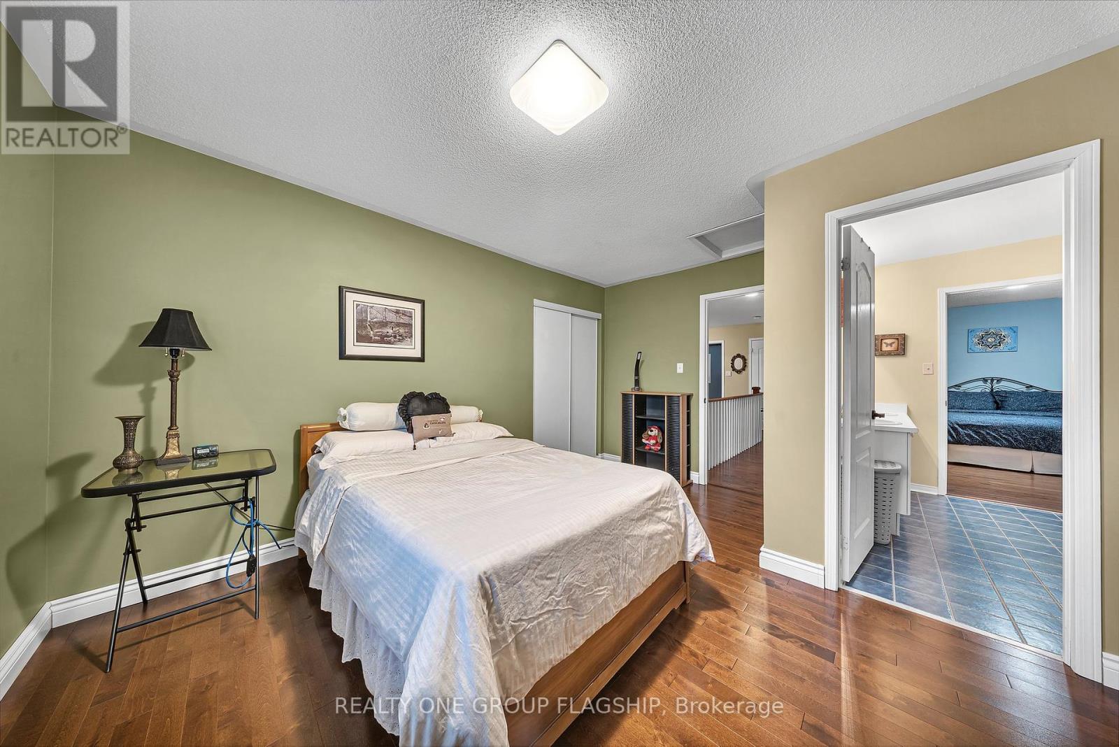 35 Hurst Street, Halton Hills, Ontario  L7J 2Z8 - Photo 34 - W12264866