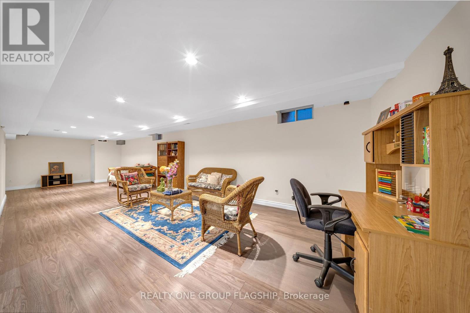 35 Hurst Street, Halton Hills, Ontario  L7J 2Z8 - Photo 37 - W12264866