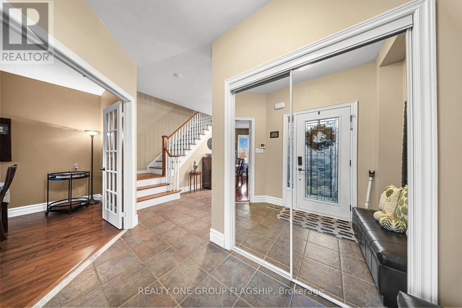 Property at 35 HURST STREET image 4