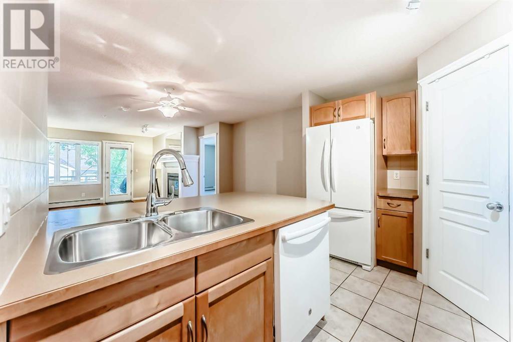 Property at 303, 40 Parkridge View SE image 5
