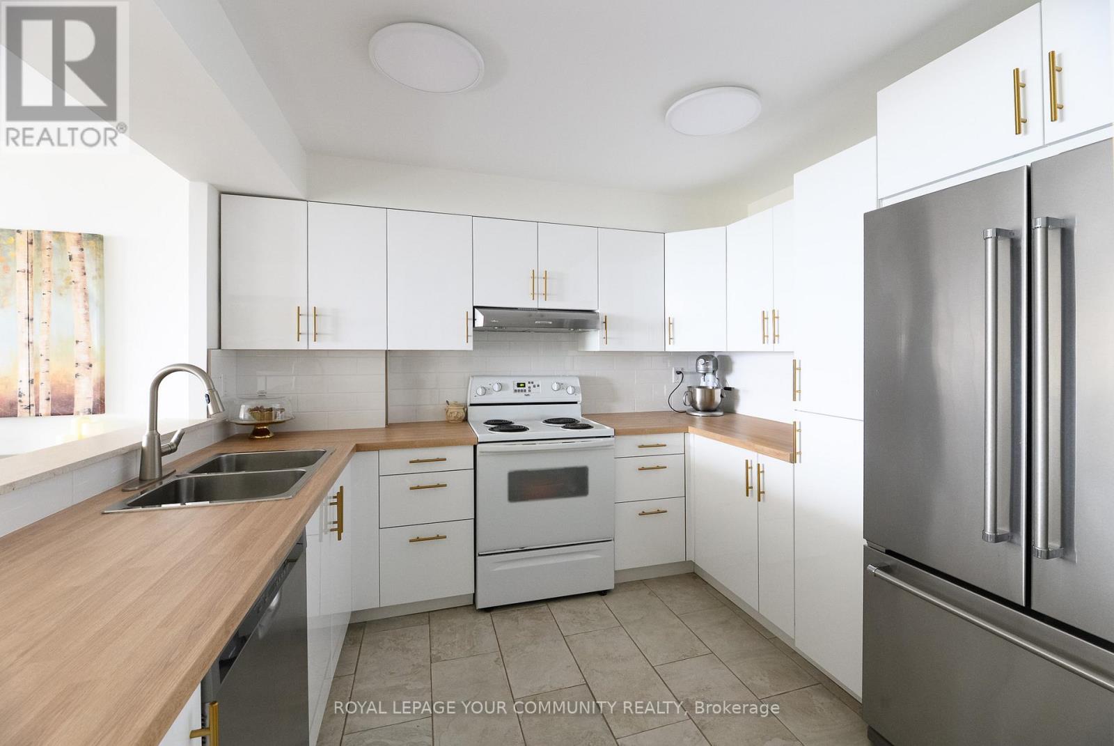 1608 - 3845 Lake Shore Boulevard W, Toronto, Ontario  M8W 4Y3 - Photo 11 - W12117331