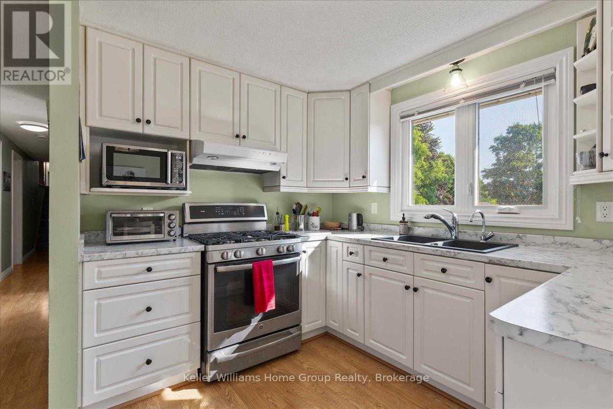 120 Can Robert Street, Centre Wellington, Ontario  N1M 3C1 - Photo 13 - X12264924