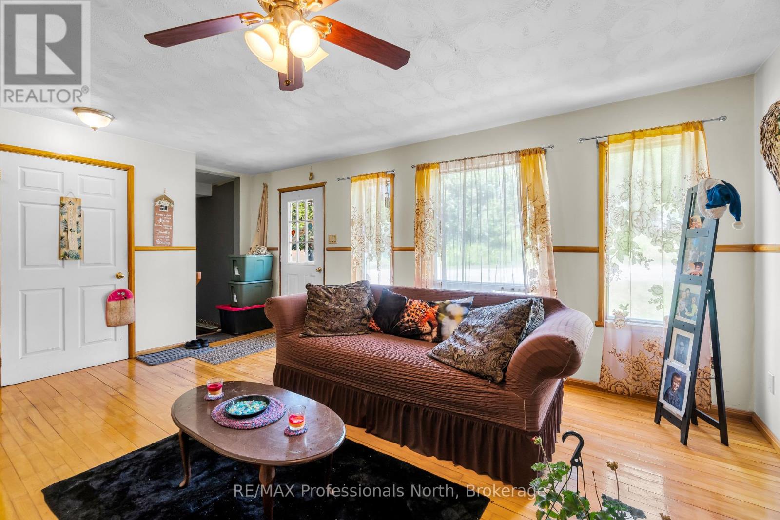 19 Henry Street, Huntsville, Ontario  P1H 1V5 - Photo 12 - X12264958