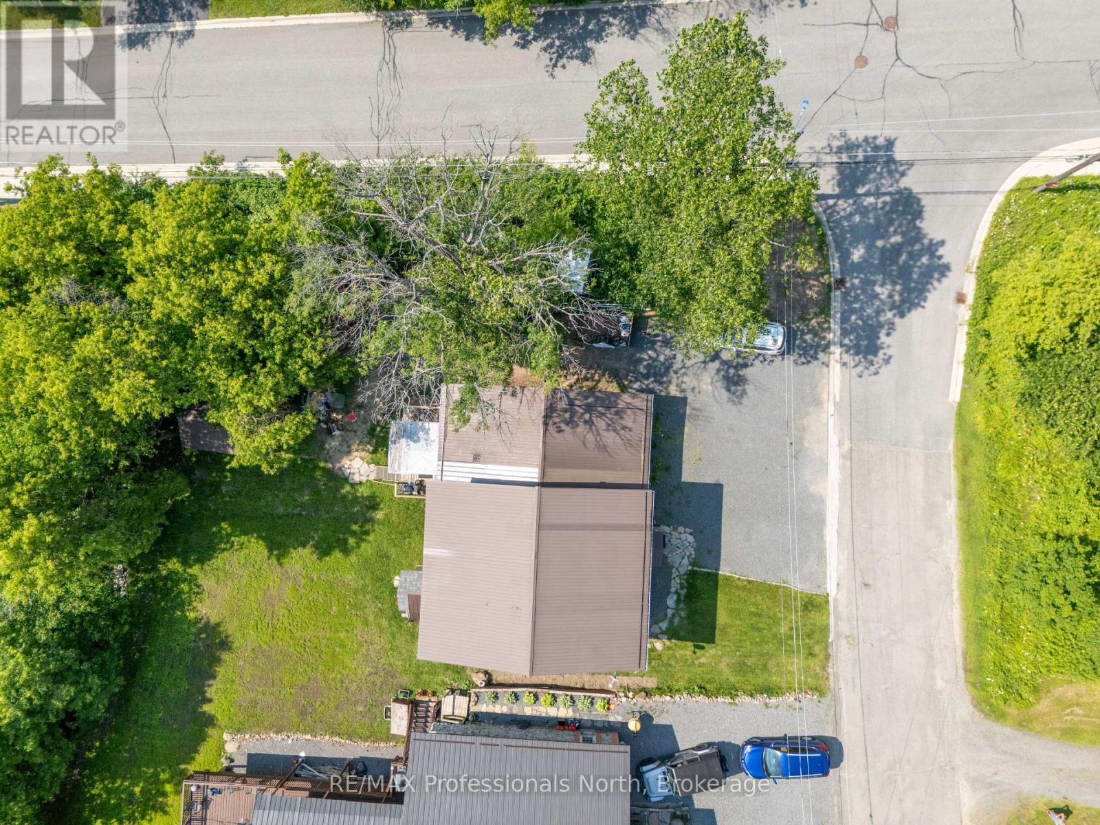 19 Henry Street, Huntsville, Ontario  P1H 1V5 - Photo 7 - X12264958