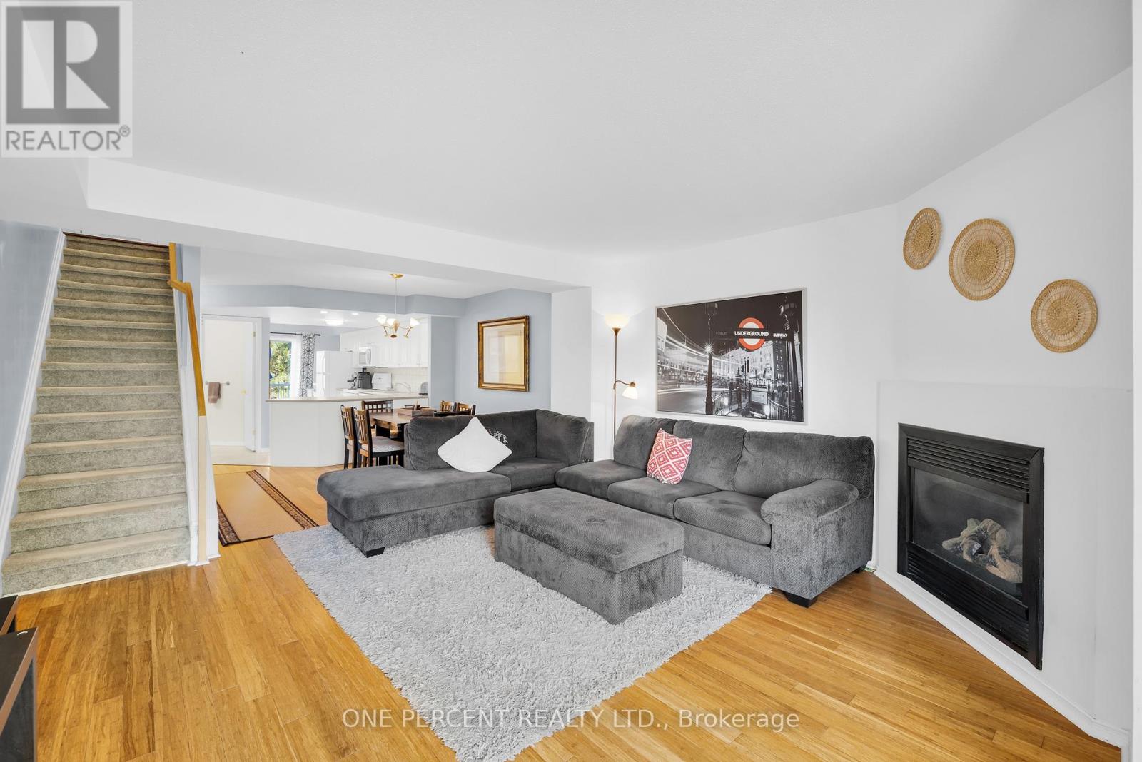 3 - 250 Cresthaven Drive, Ottawa, Ontario  K2G 6W4 - Photo 14 - X12264977