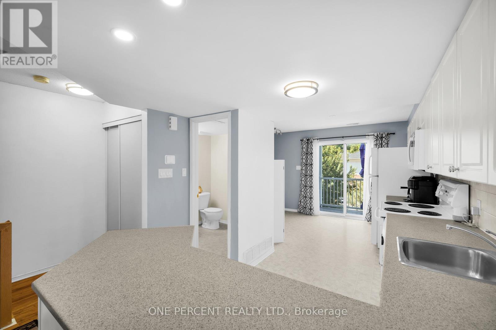 3 - 250 Cresthaven Drive, Ottawa, Ontario  K2G 6W4 - Photo 19 - X12264977