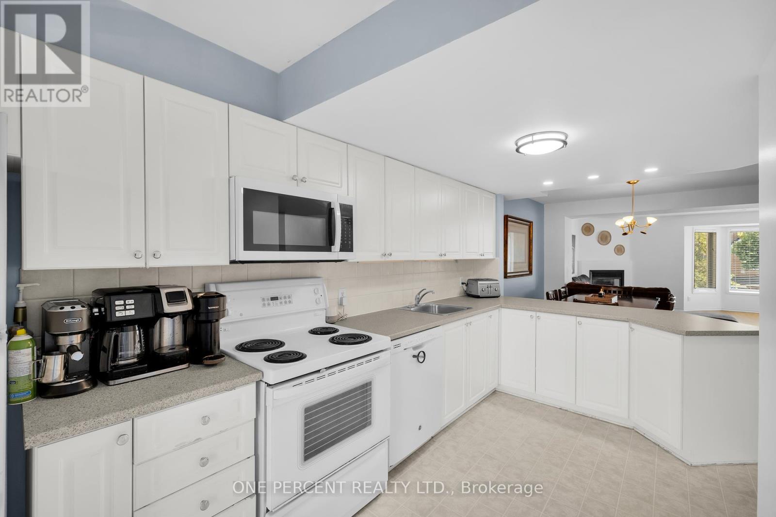 3 - 250 Cresthaven Drive, Ottawa, Ontario  K2G 6W4 - Photo 20 - X12264977