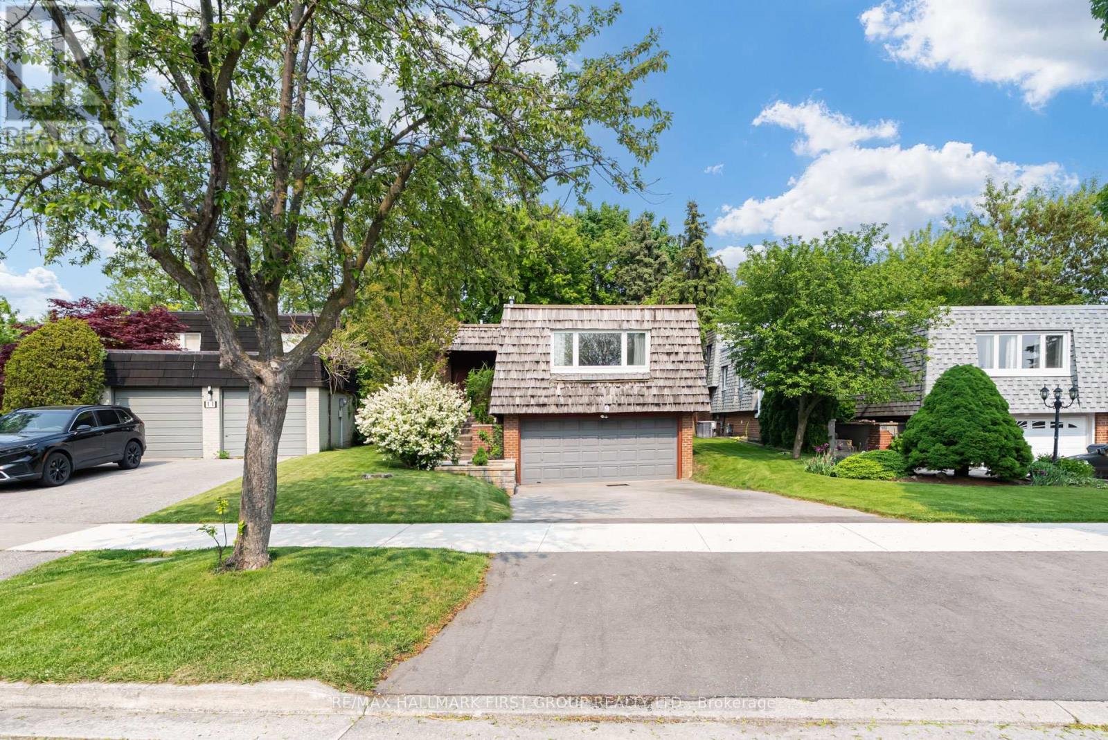 Property at 9 TILLEY DRIVE image 1