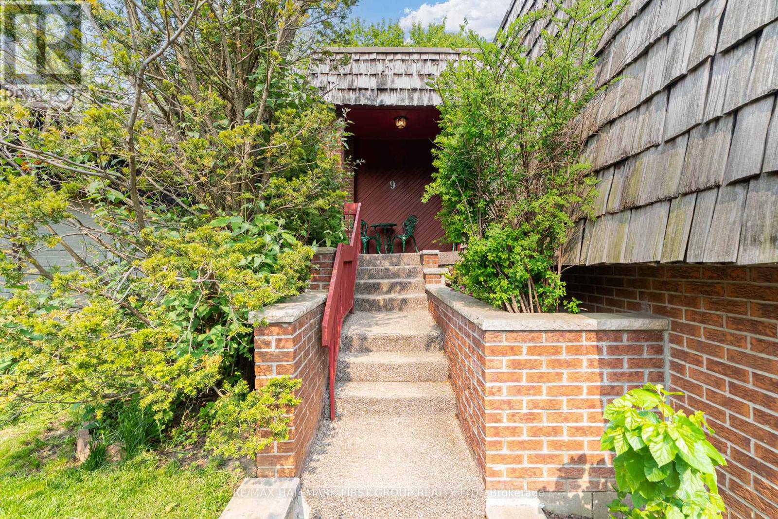 Property at 9 TILLEY DRIVE image 4