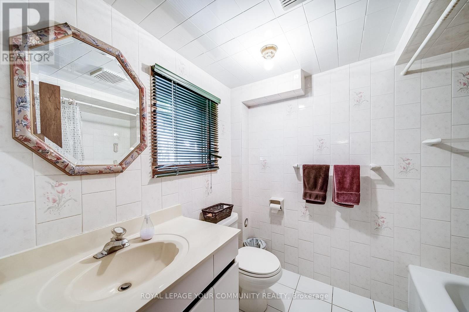 45 30th Street Sw, Wasaga Beach, Ontario  L9Z 2C8 - Photo 19 - S12264985