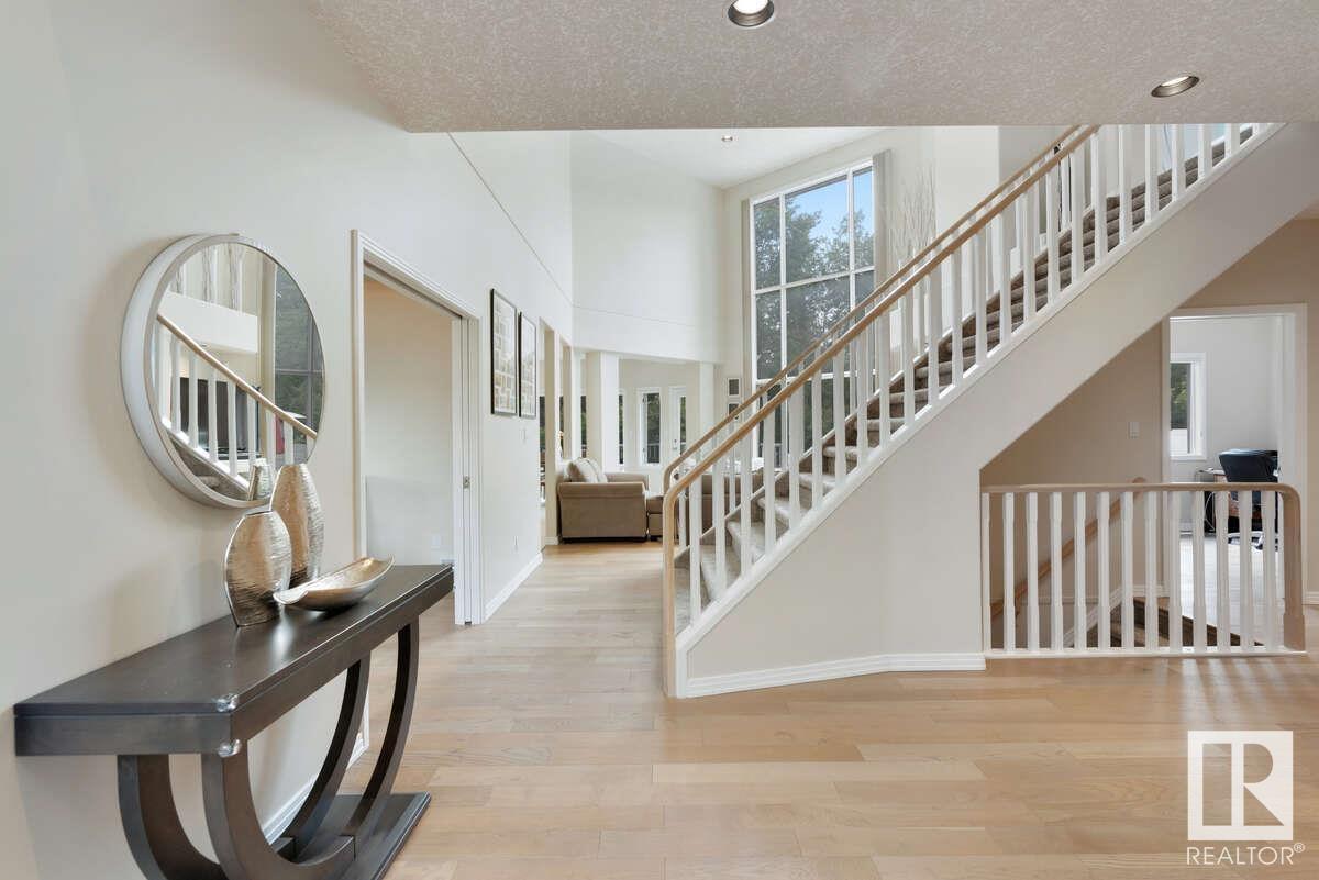 Property at 434 TWIN BROOKS CR NW image 1