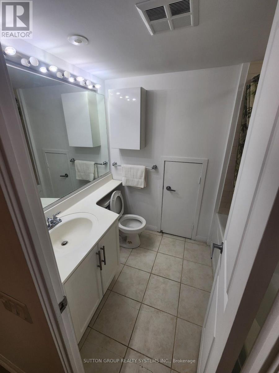 Th20 - 93 The Queensway, Toronto, Ontario  M6S 5A7 - Photo 12 - W12264964