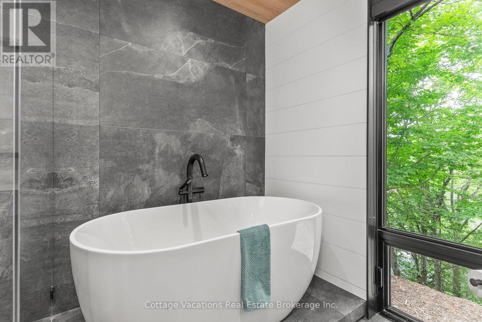 2 - 1053 Brackenrig Road, Muskoka Lakes, Ontario  P0B 1M0 - Photo 20 - X12265028