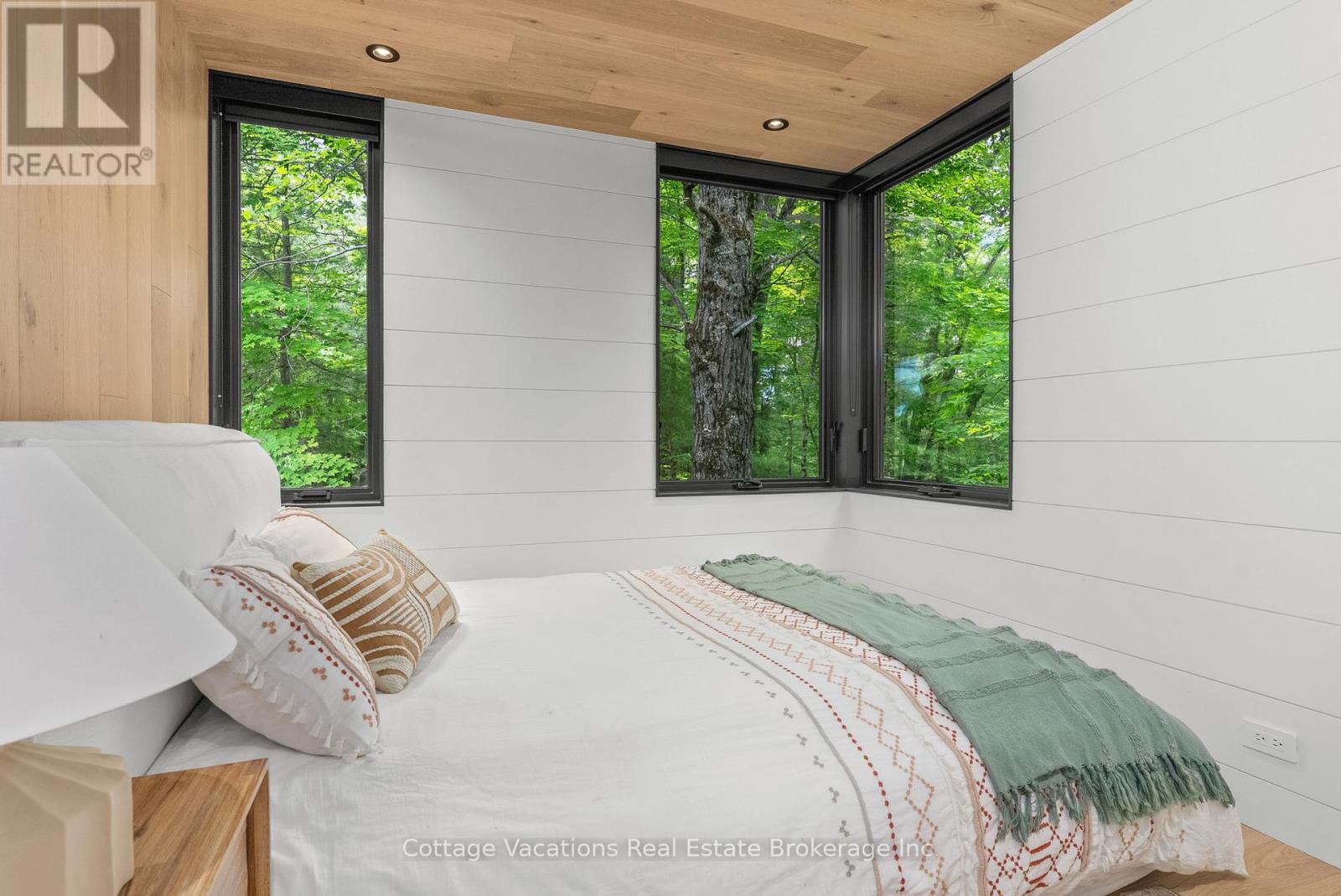 2 - 1053 Brackenrig Road, Muskoka Lakes, Ontario  P0B 1M0 - Photo 29 - X12265028