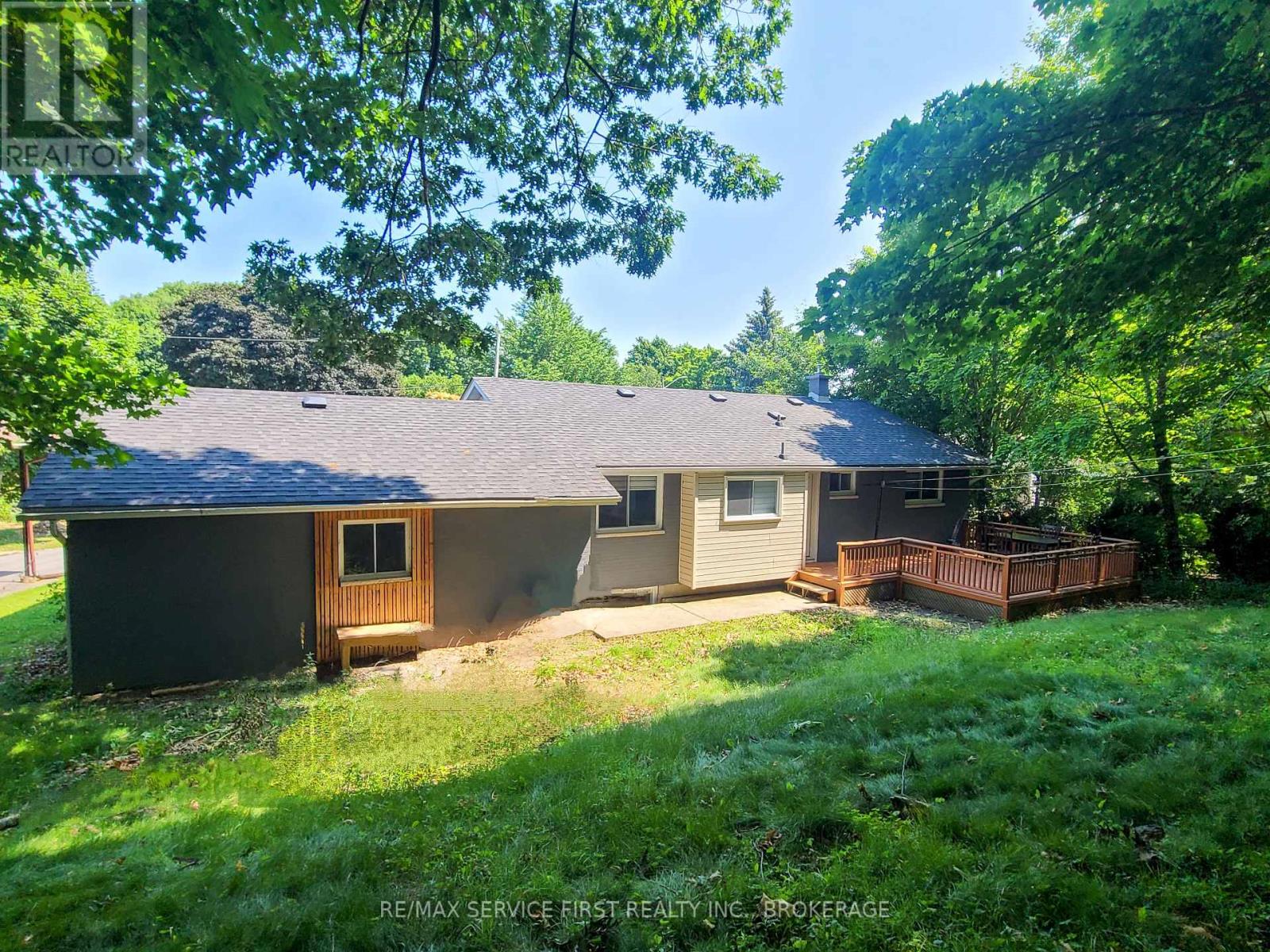 1209 Lincoln Drive, Kingston (South Of Taylor-Kidd Blvd), Ontario  K7M 4Z9 - Photo 11 - X12265081