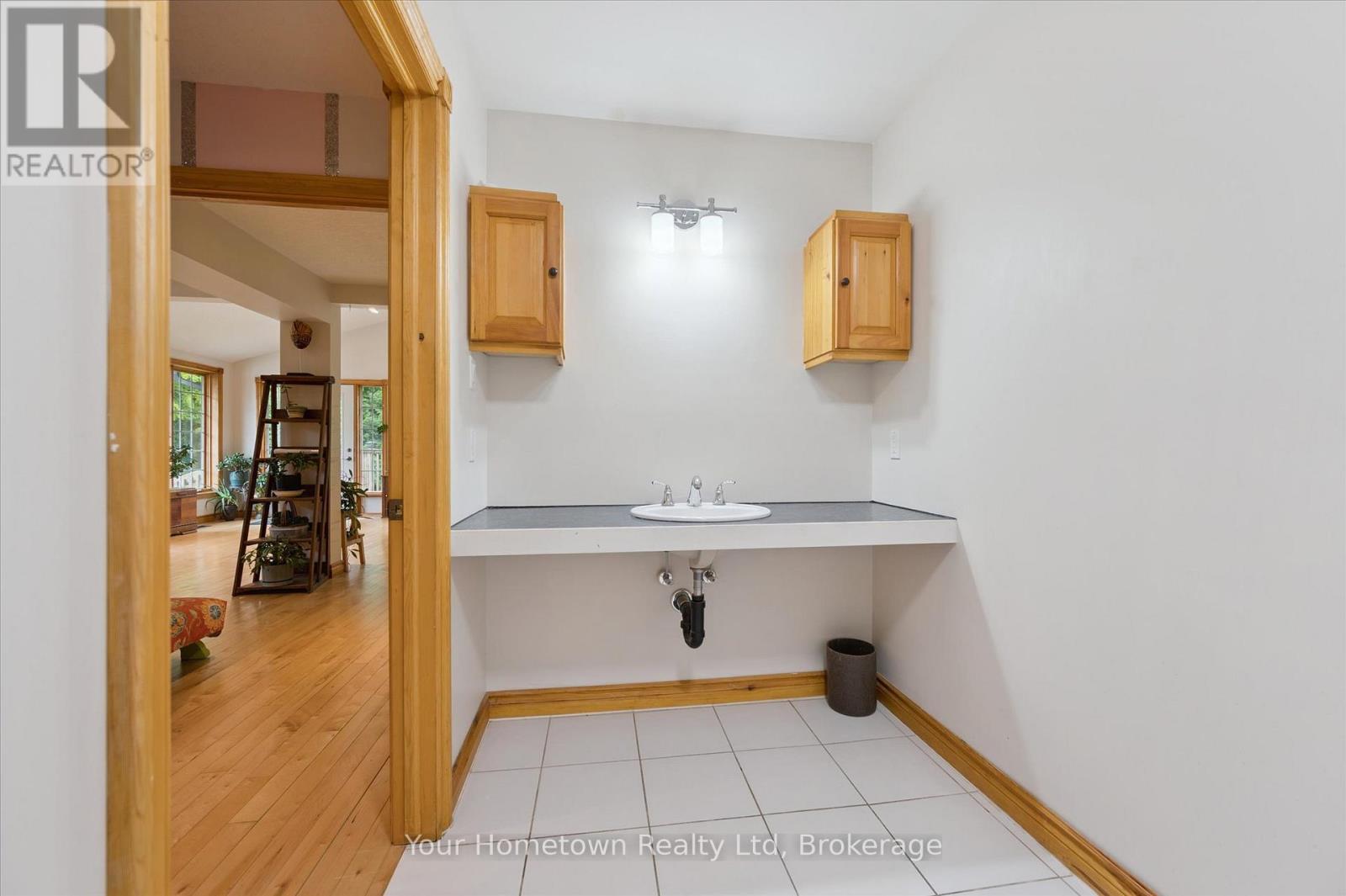 6258 Wellington Rd. 26 Road, Centre Wellington, Ontario  N0B 1J0 - Photo 18 - X12265059