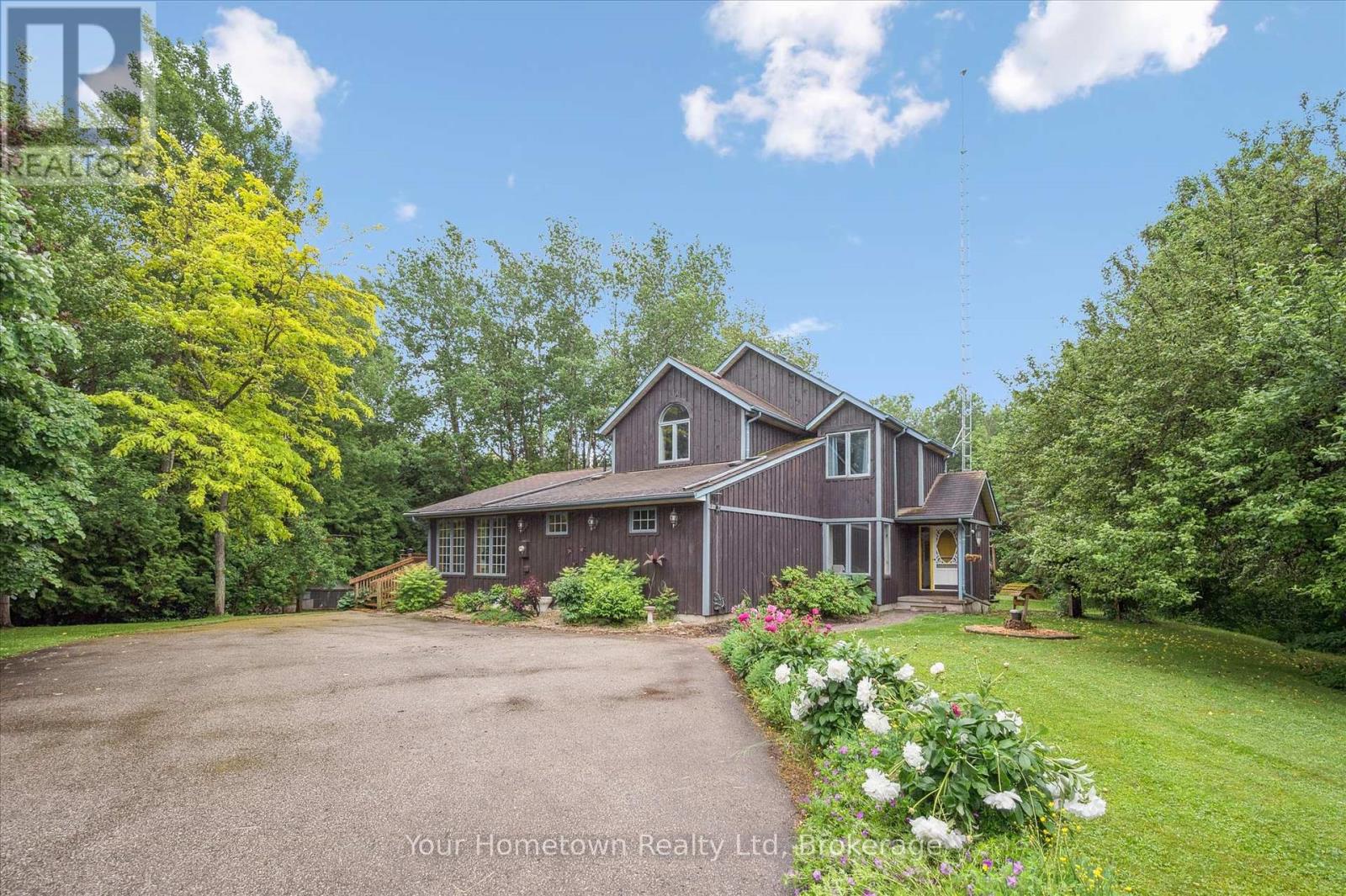 6258 Wellington Rd. 26 Road, Centre Wellington, Ontario  N0B 1J0 - Photo 2 - X12265059