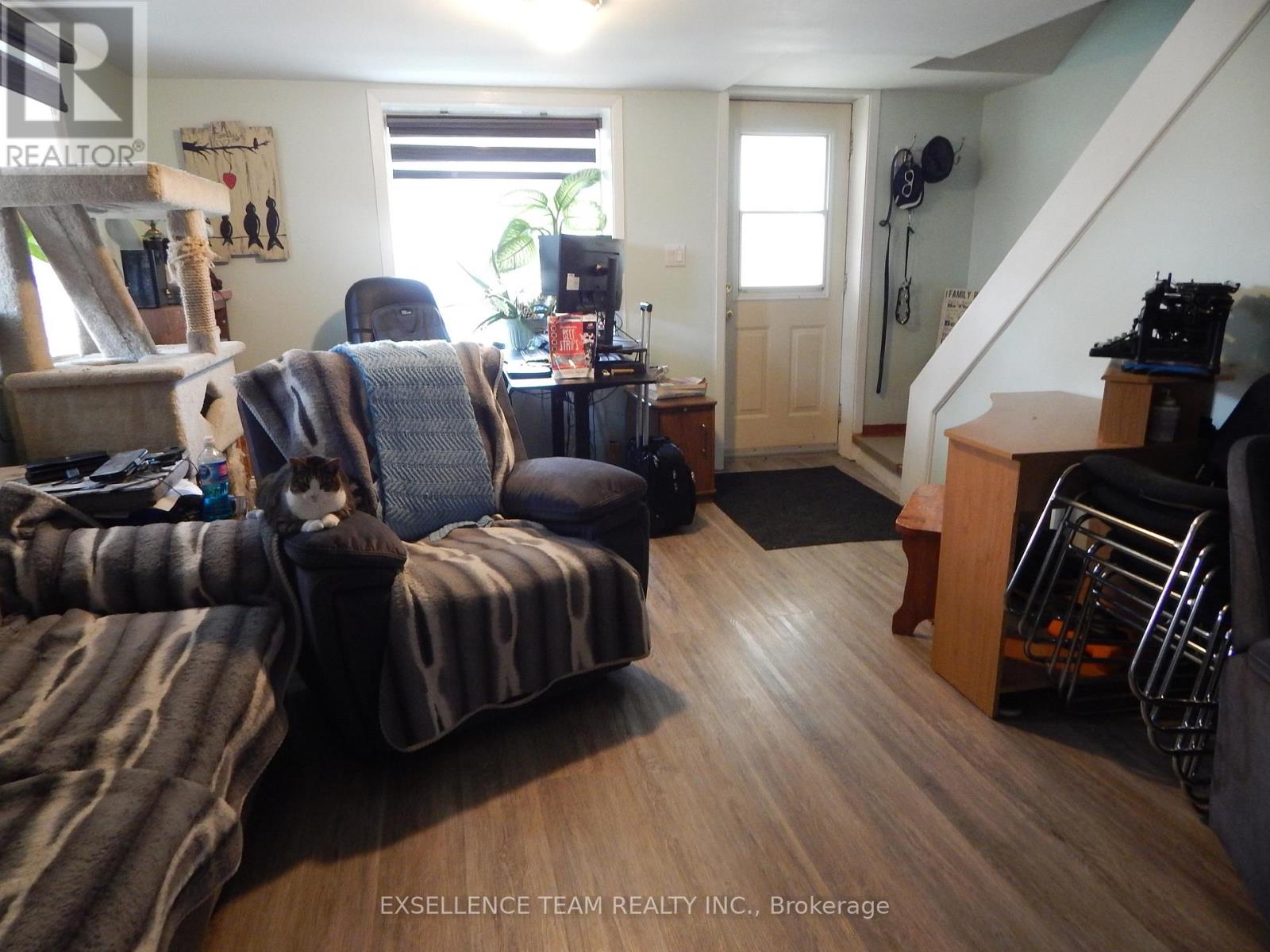 107-109 Cumberland Street E, Cornwall, Ontario  K6J 4H4 - Photo 8 - X12265077