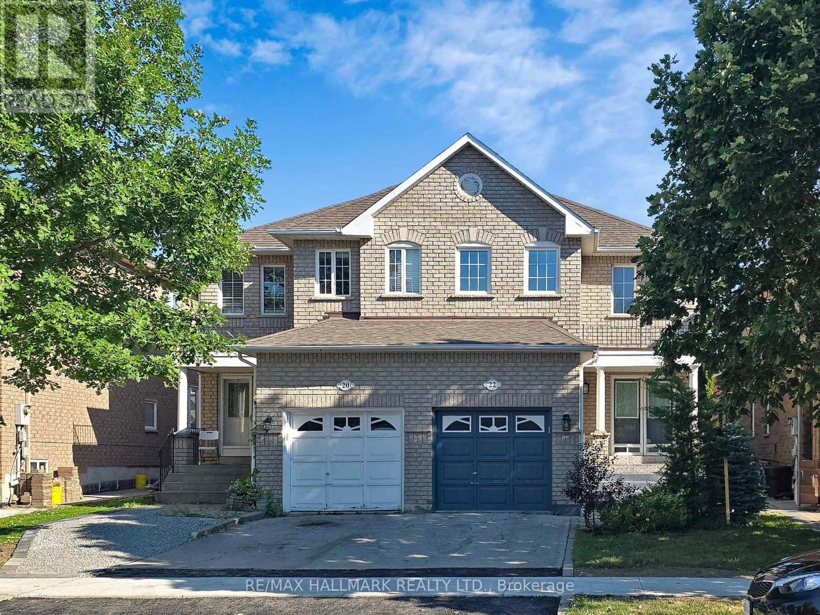 Property at 22 LAURA SABRINA DRIVE N image 1