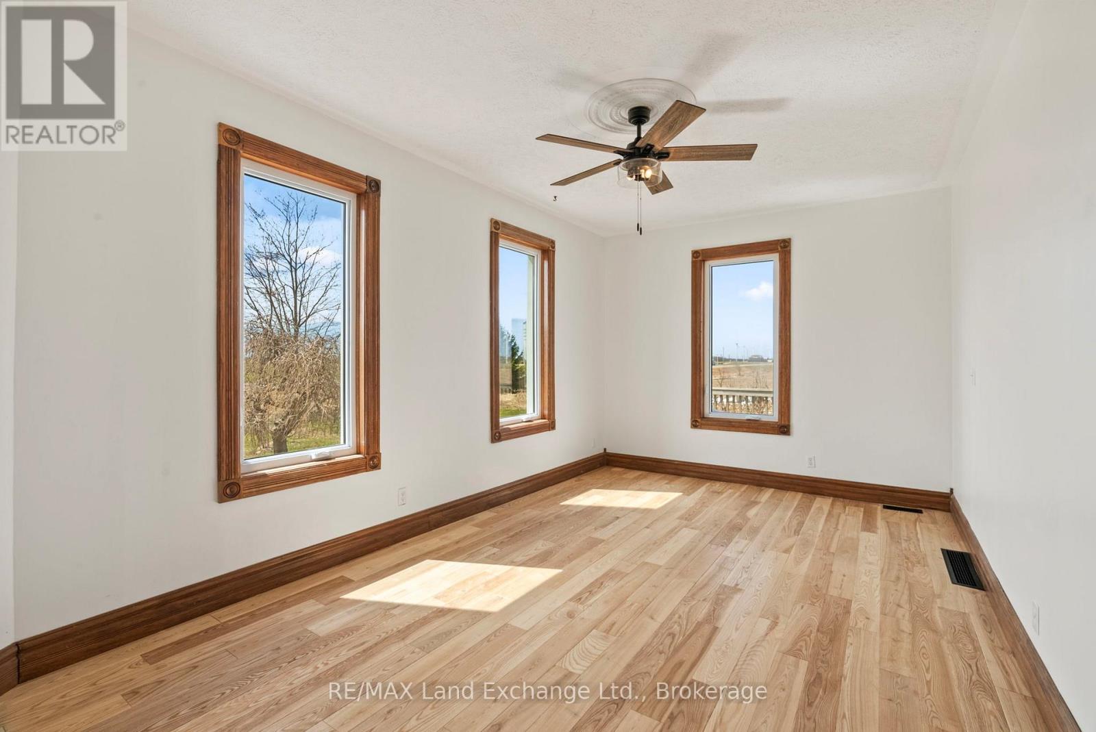 2344 Bruce Road 20, Kincardine, Ontario  N0G 2T0 - Photo 21 - X12091142