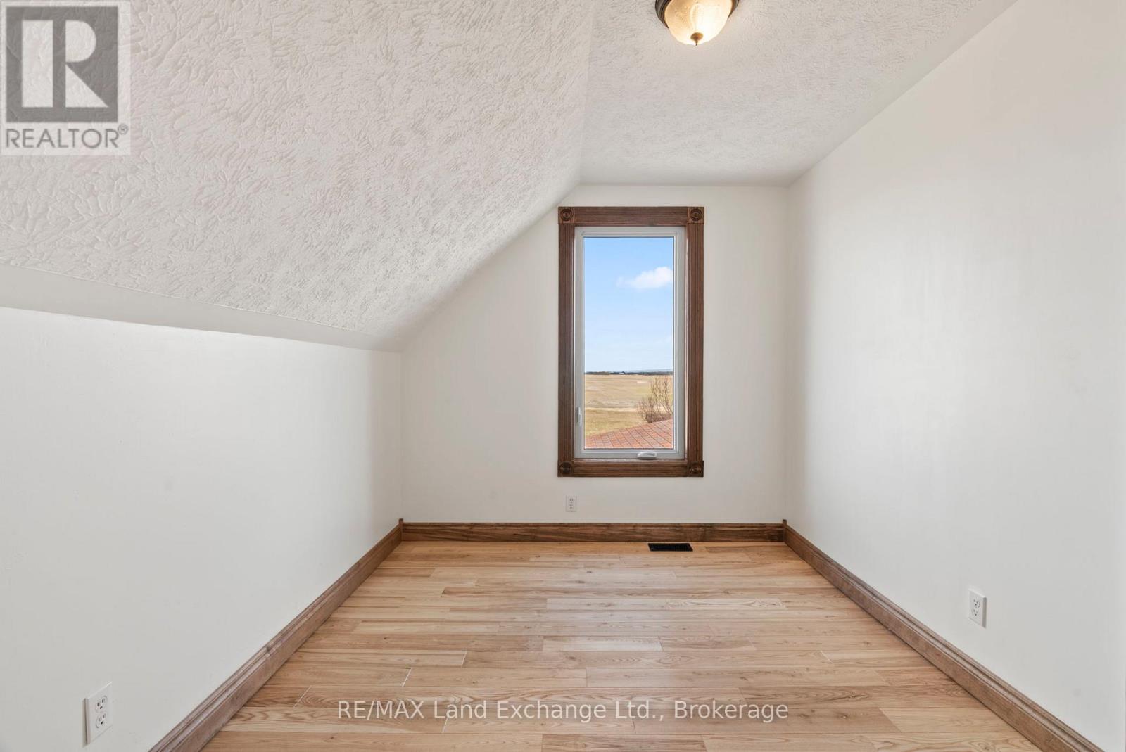 2344 Bruce Road 20, Kincardine, Ontario  N0G 2T0 - Photo 34 - X12091142