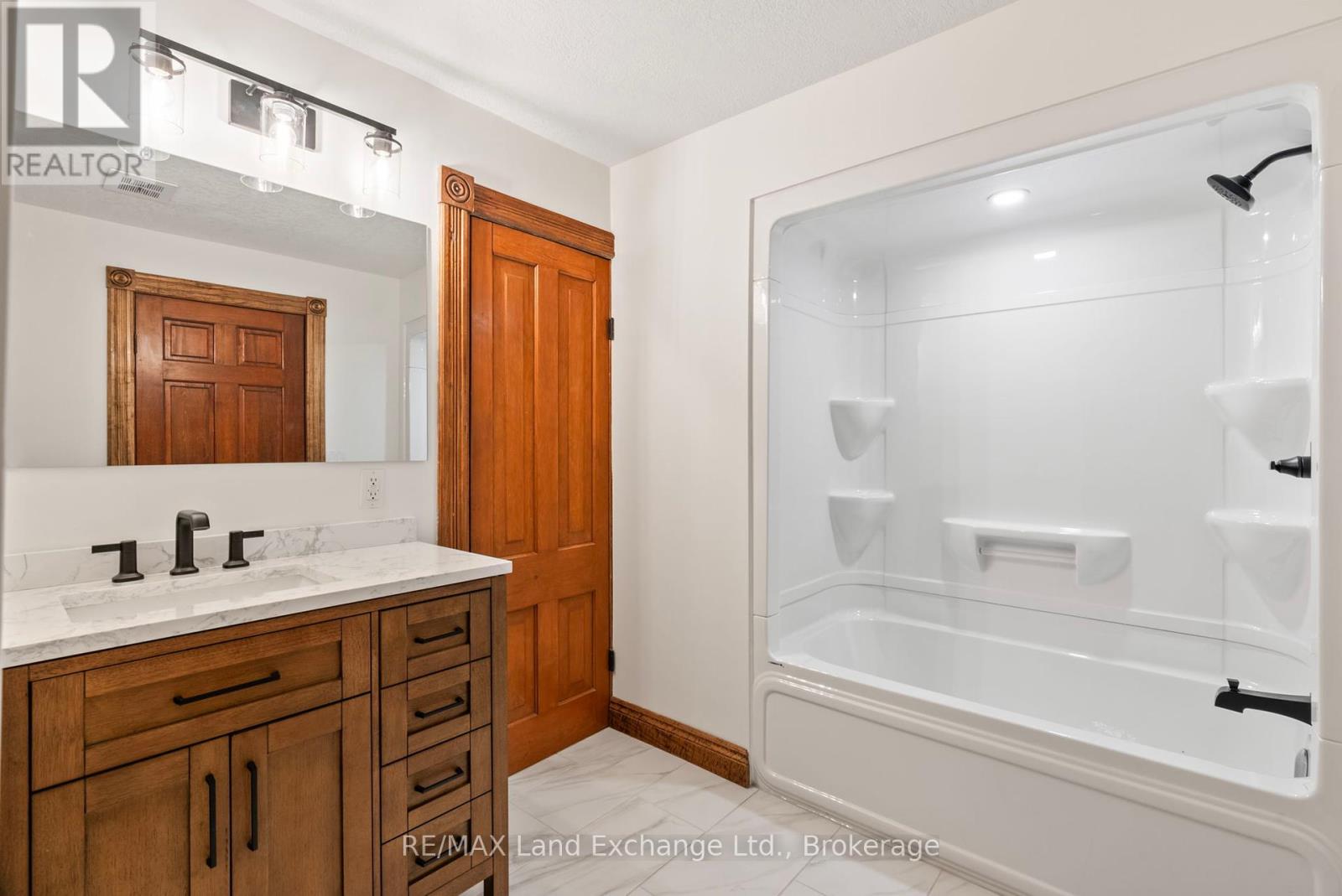 2344 Bruce Road 20, Kincardine, Ontario  N0G 2T0 - Photo 35 - X12091142