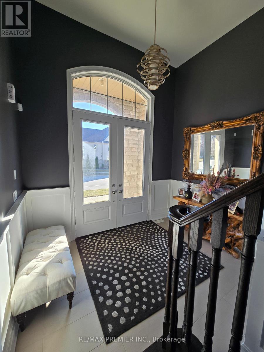 Property at 348 POETRY DRIVE image 3