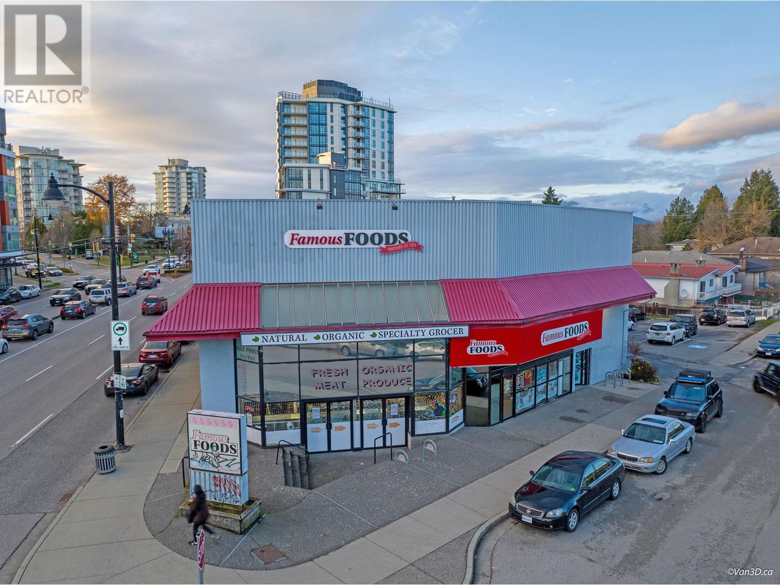 1595 KINGSWAY STREET, Vancouver, British Columbia