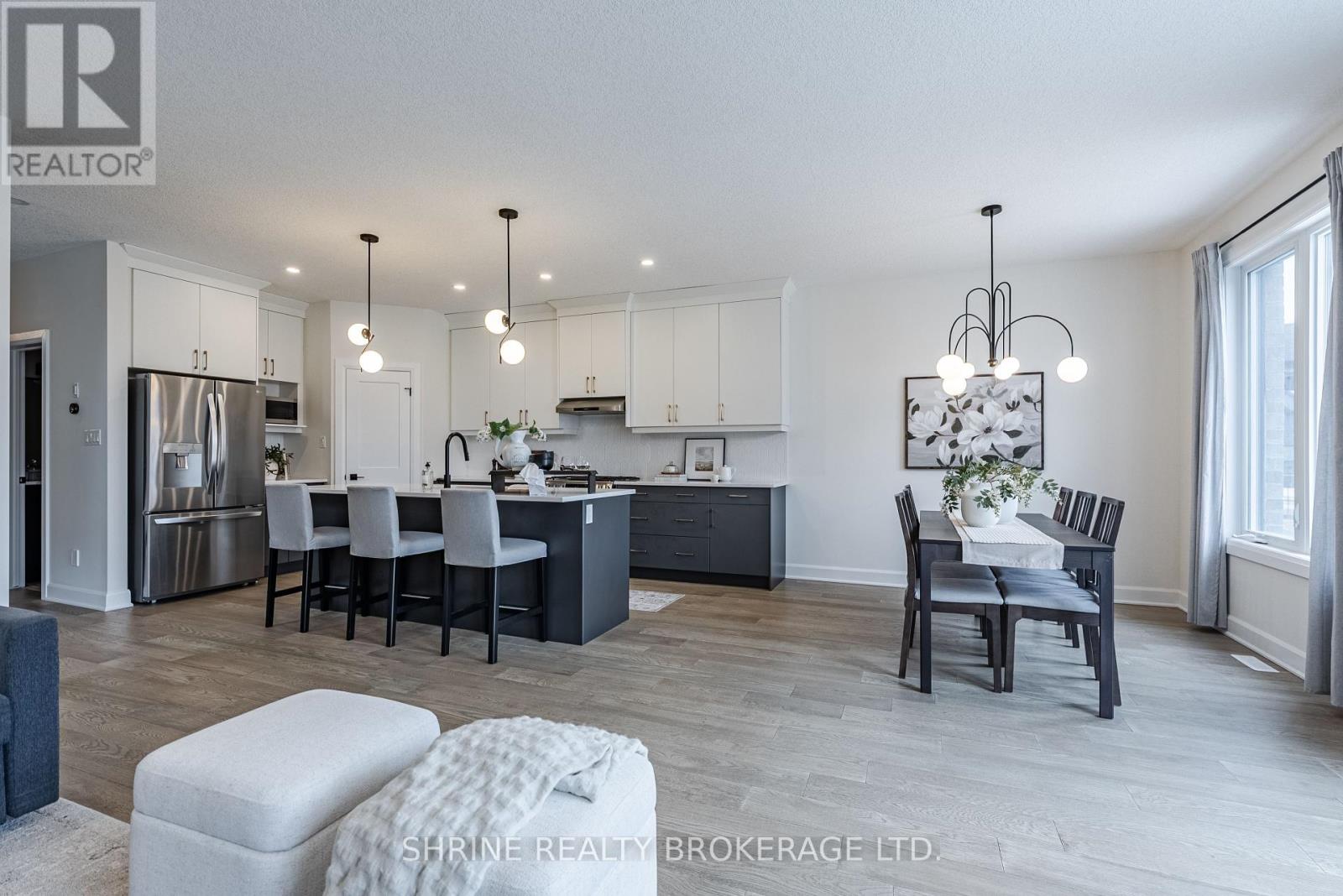 4071 Big Leaf Trail, London South, Ontario  N6P 1H5 - Photo 11 - X12264262