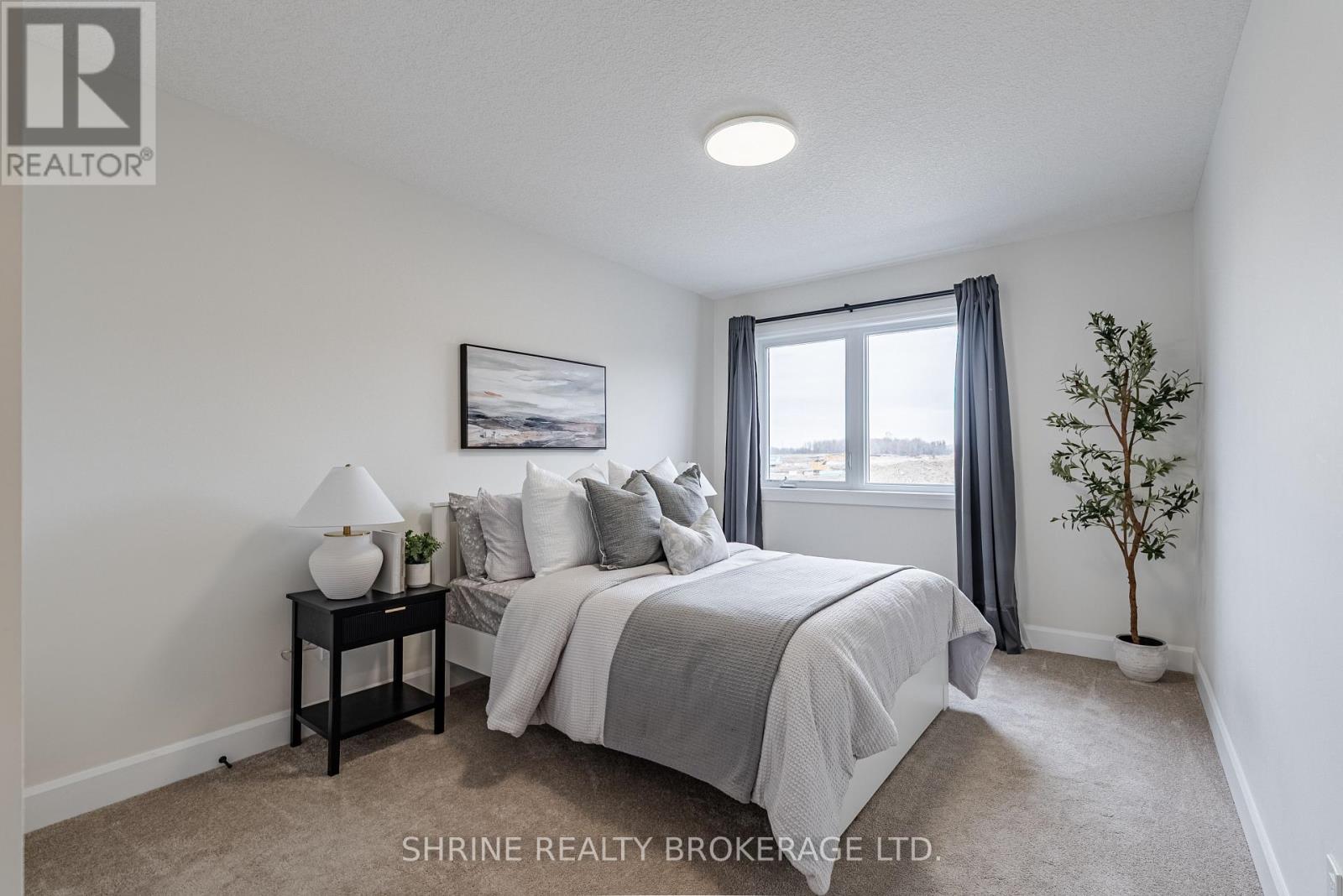 4071 Big Leaf Trail, London South, Ontario  N6P 1H5 - Photo 36 - X12264262