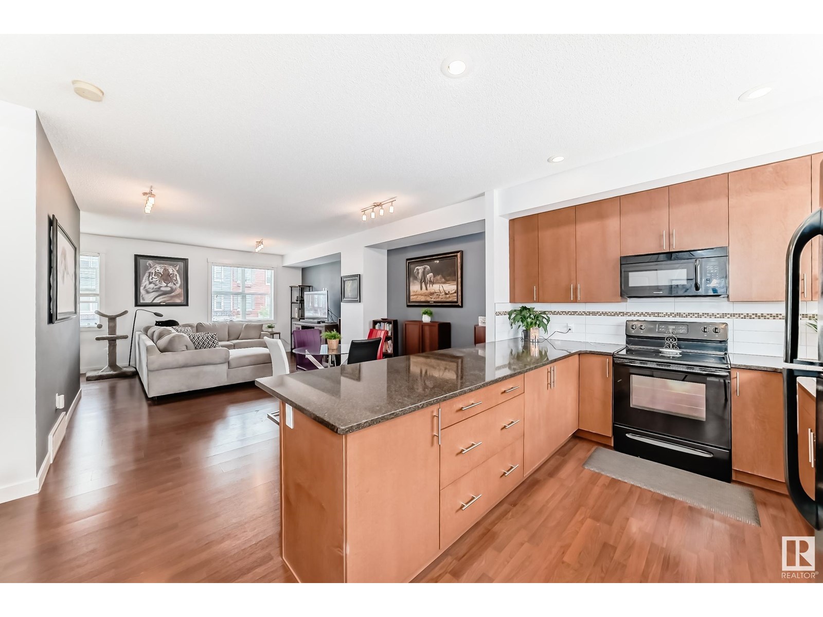 Property at #92 8315 180 AV NW image 4