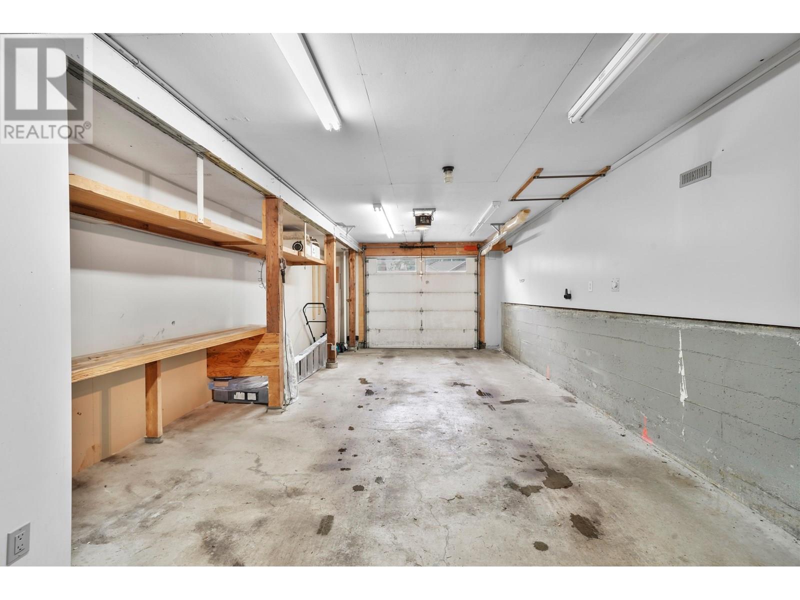 2160 Jordan Drive, Burnaby, British Columbia  V5B 4E8 - Photo 29 - R3023134