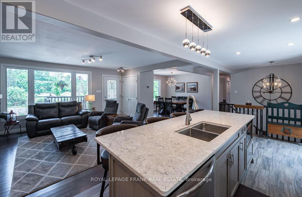 1746 Lakehurst Road, Trent Lakes, Ontario  K0L 1J0 - Photo 11 - X12265281