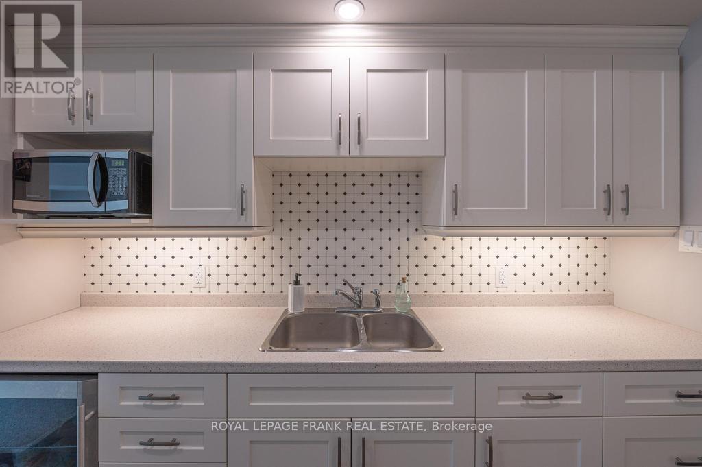 1746 Lakehurst Road, Trent Lakes, Ontario  K0L 1J0 - Photo 22 - X12265281