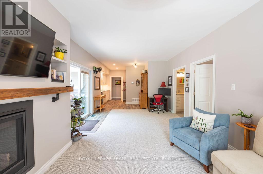 1746 Lakehurst Road, Trent Lakes, Ontario  K0L 1J0 - Photo 24 - X12265281