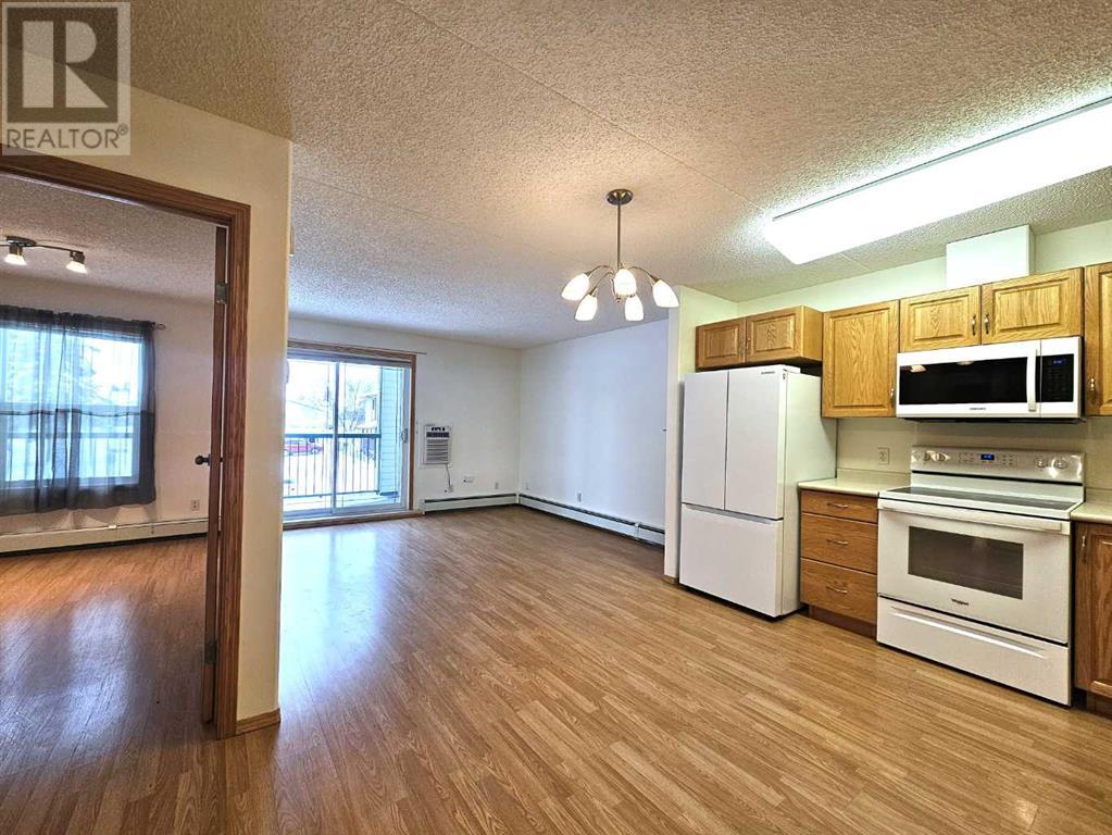 202, 777 48 Street, Edson, Alberta  T7E 1Z6 - Photo 3 - A2211497