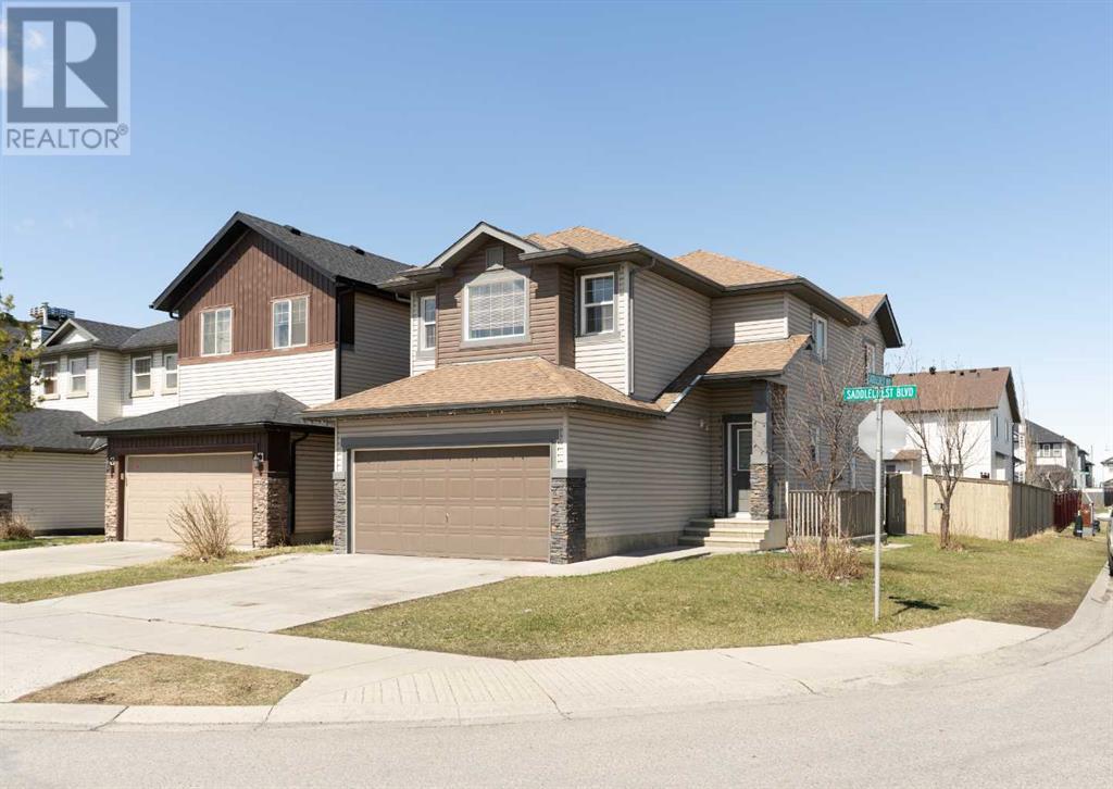 Property at 229 Saddlecrest Boulevard NE image 2