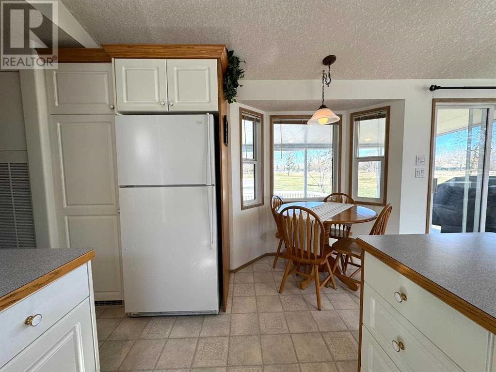 2010, 35468 Range Road 30, Rural Red Deer County, Alberta  T4G 0M3 - Photo 12 - A2213218