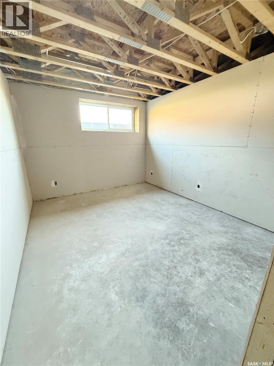 161 Delaet Drive, Weyburn, Saskatchewan  S4H 3B9 - Photo 29 - SK011687