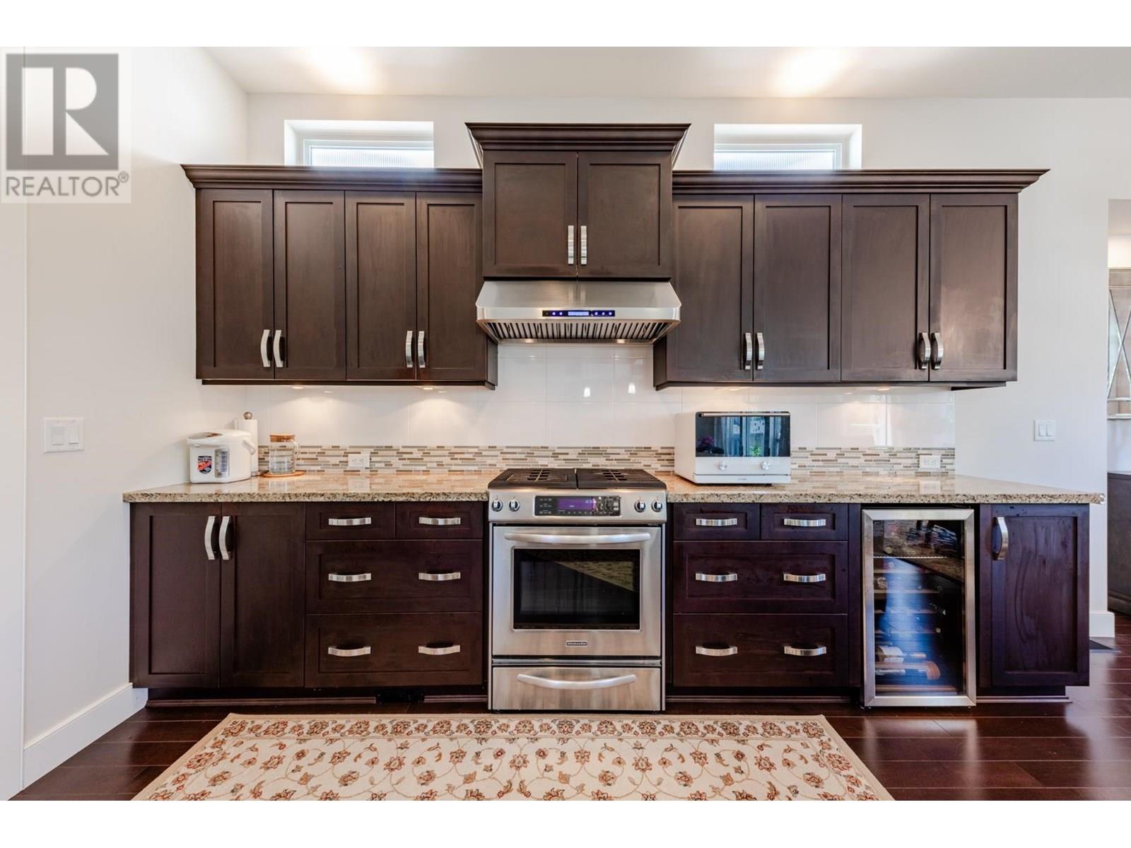 1351 Kingston Street, Coquitlam, British Columbia  V3E 0H4 - Photo 12 - R3022670