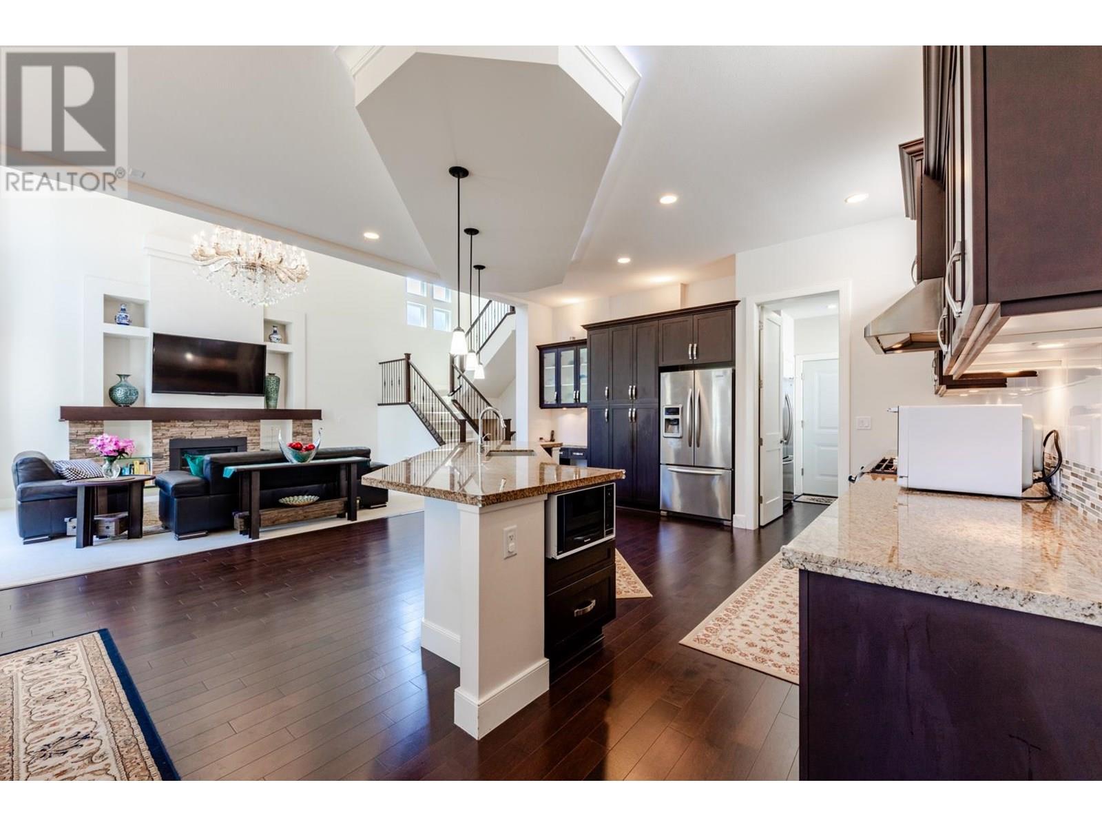 1351 Kingston Street, Coquitlam, British Columbia  V3E 0H4 - Photo 11 - R3022670