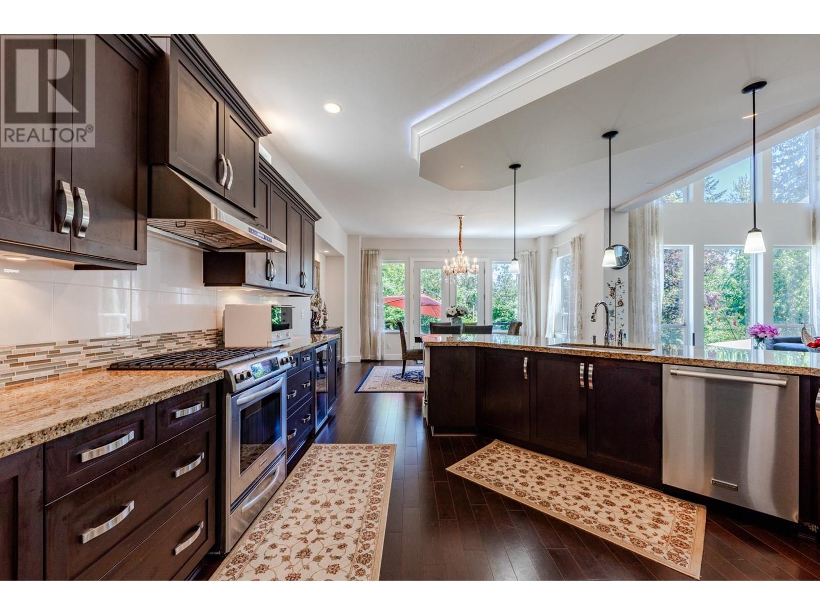 1351 Kingston Street, Coquitlam, British Columbia  V3E 0H4 - Photo 9 - R3022670