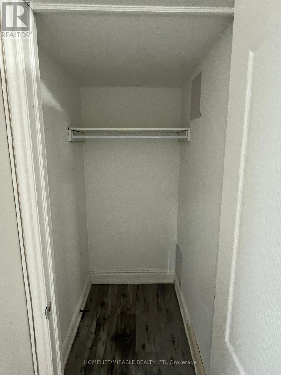Bsmt - 75 Mcmurchy Avenue S, Brampton, Ontario  L6Y 1Y7 - Photo 3 - W12242462