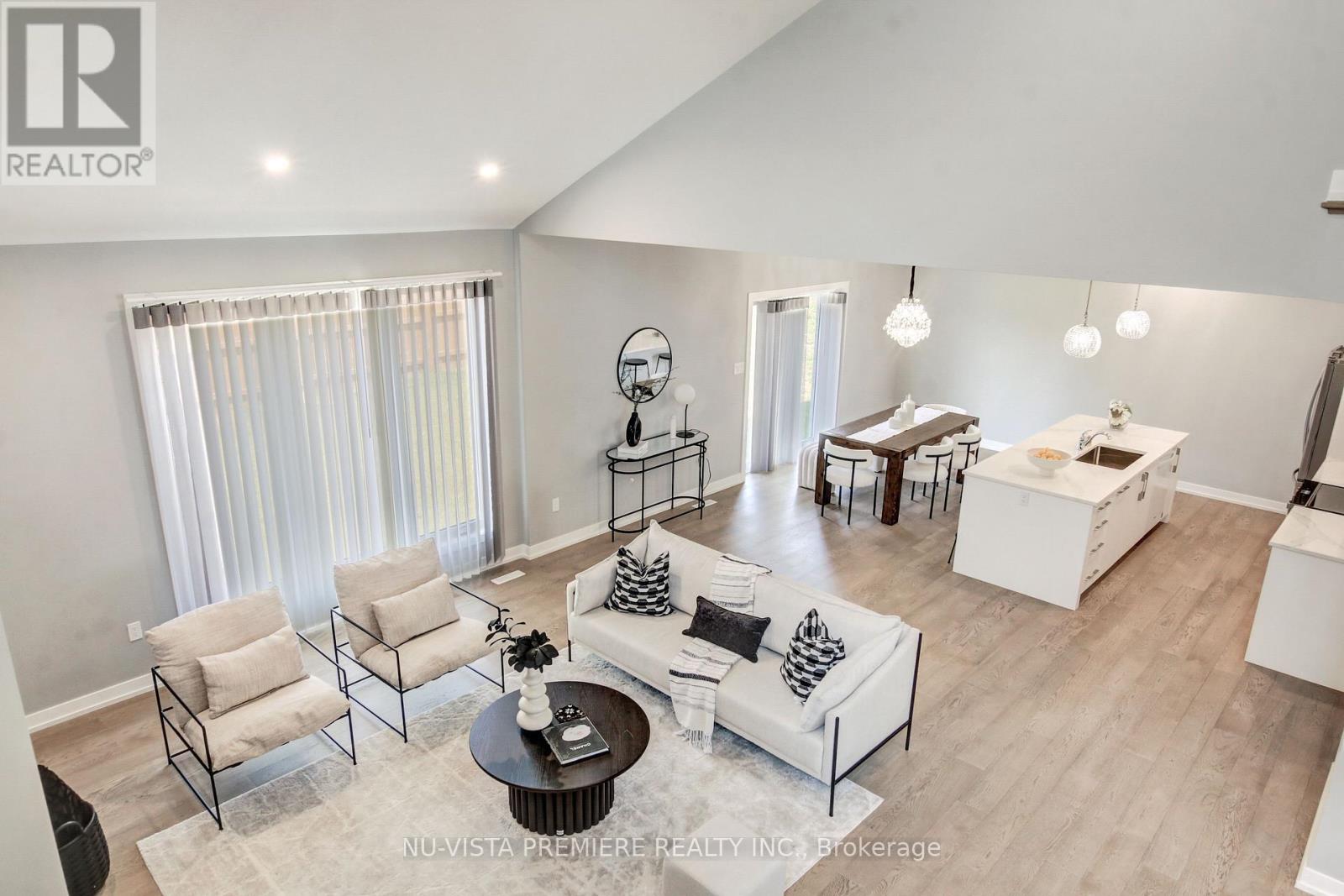 46 Aspen Circle, Thames Centre, Ontario  N0M 2P0 - Photo 18 - X12265373