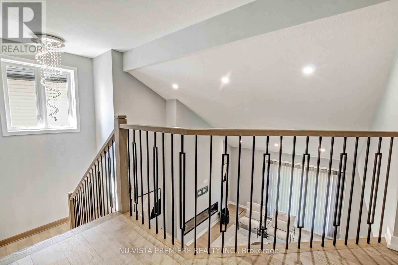 46 Aspen Circle, Thames Centre, Ontario  N0M 2P0 - Photo 19 - X12265373